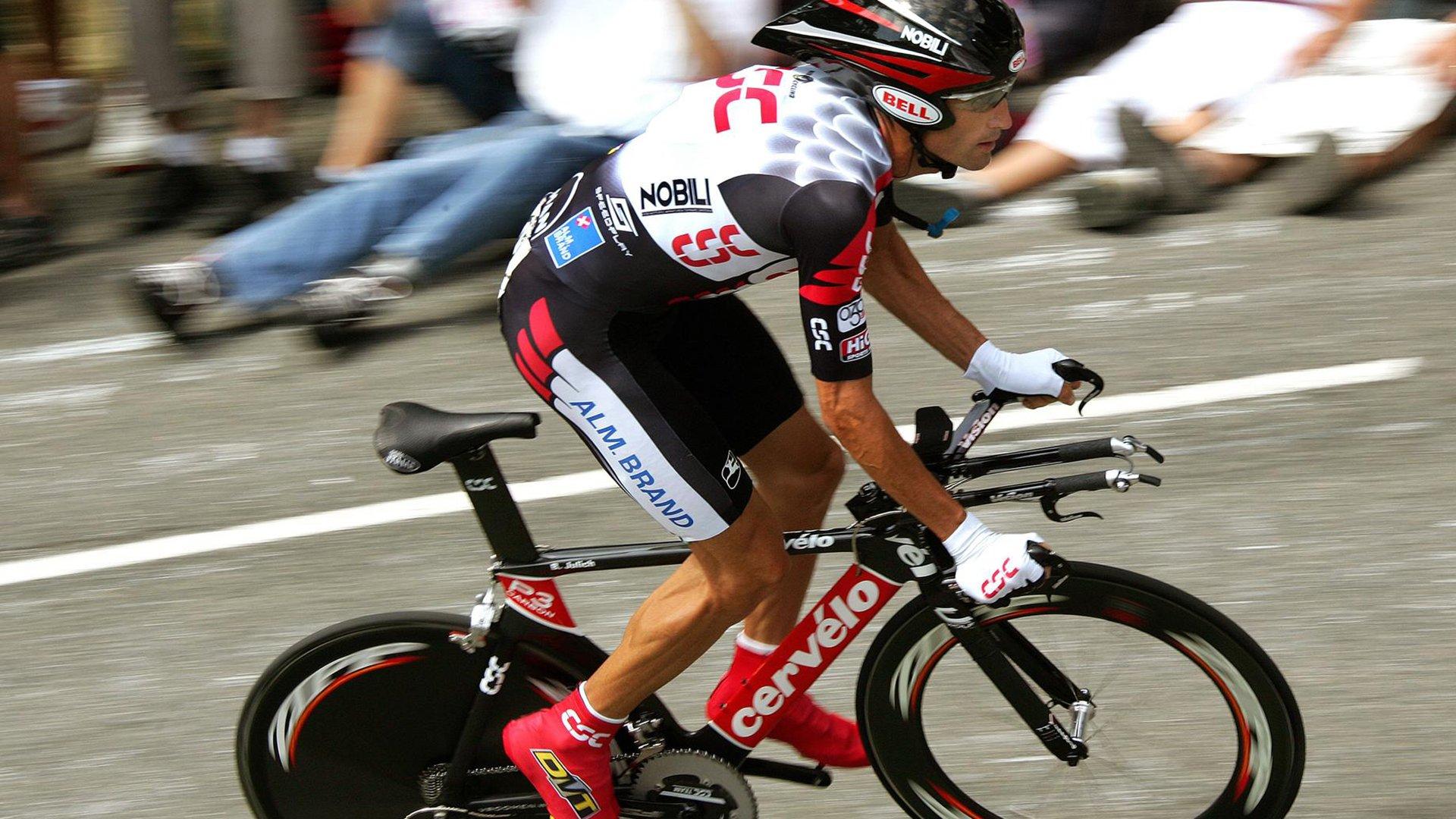 独家，电讯报披露热刺后卫乌多基曾遭经纪人持枪威胁，职业生涯险被暴力阴影笼罩